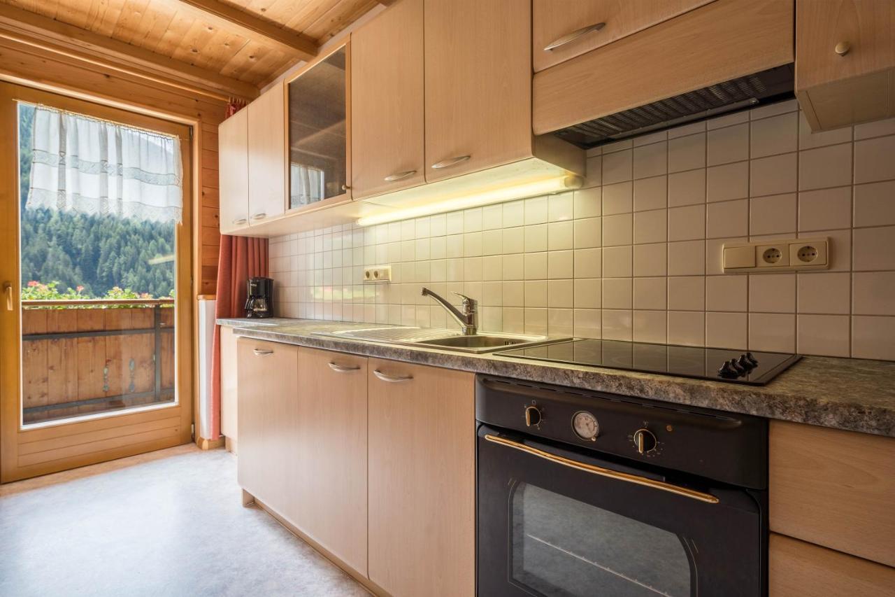 Haus Hubertus - Fewo 5 San Leonardo in Passiria Exteriér fotografie